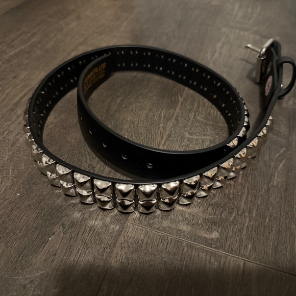 Two Row Pyramid Stud Belt - Picture 5 of 7